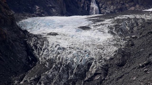 Deux Minutes de Rien au Glacier Fox. Parc Westland Tai Poutini, Île du Sud, Nouvelle-Zélande, 2019 смотреть онлайн