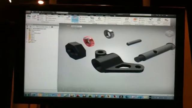 Autodesk Inventor 2011 on the iPad смотреть онлайн