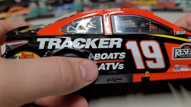 NASCAR Diecast Review: 2021 Martin Truex Jr Phoenix Race Win 1:24 Elite смотреть онлайн