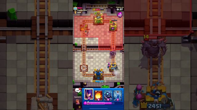 Tumbando Peka en Clash Royale смотреть онлайн