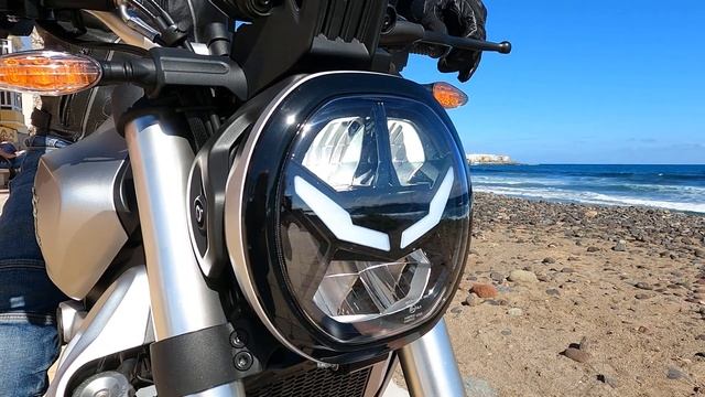 Prueba Voge 350 AC, nuevo impulso para una joyita del A2 смотреть онлайн