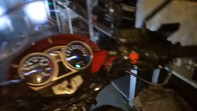 Демонстрация работы световых приборов Honda cb125e смотреть онлайн