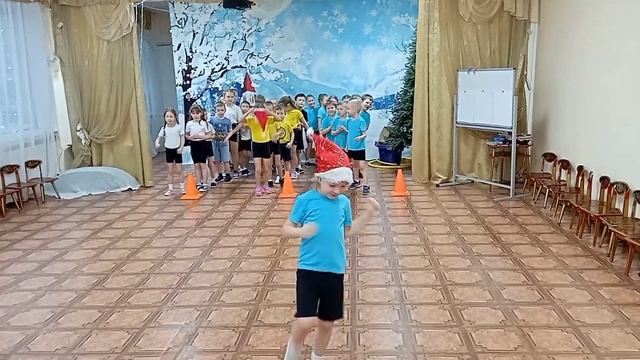 "Забег дедов Морозов" смотреть онлайн