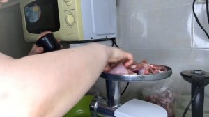 Какой корм лучше давать котятам, состав корма для котят