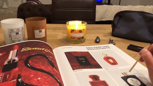 Ты точно уснёшь! АСМР коробка конфет, листаю новогодний каталог. Бижутерия. Таппинг, шуршалки смотреть онлайн