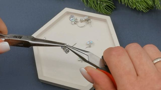 Серьги на Новый год своими руками смотреть онлайн