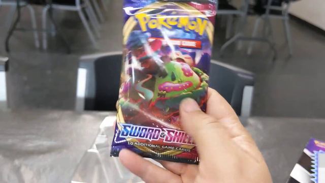 These Pulls Rock! (Toxitricity V Box Opening) смотреть онлайн