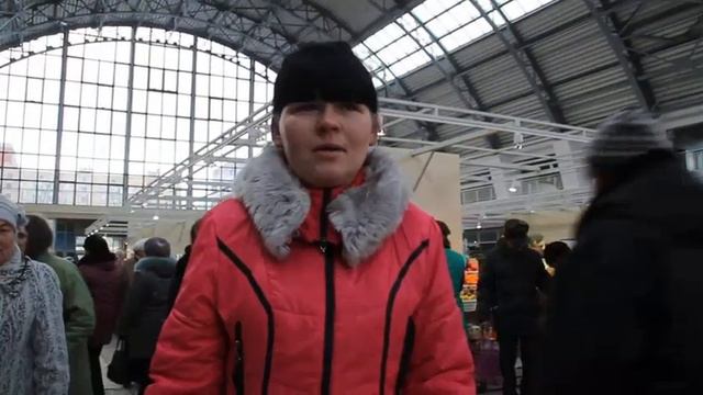 В Саратове возобновил работу "Сенной рынок" смотреть онлайн