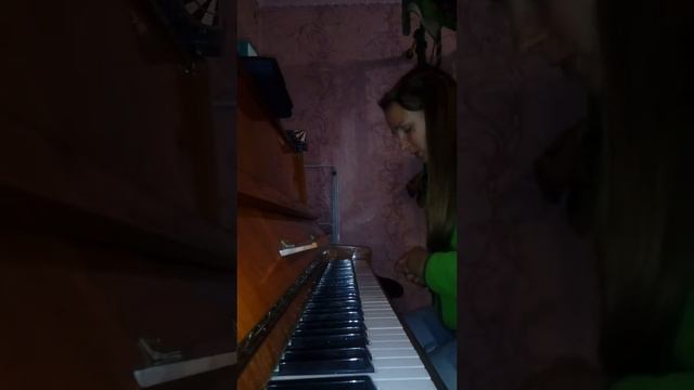 Мамонтенок на пианино. Балуюсь смотреть онлайн