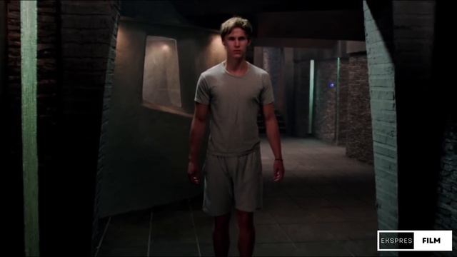 Apokalipsisdan Keyin Bir Yigit Har Kuni 1 Tadan 6 Ta Qiz Bilan Orolda Qoladi