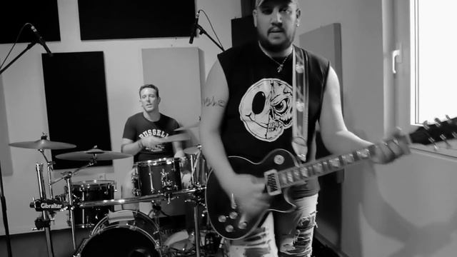 The Izzy Dizzy Band Promo Video смотреть онлайн