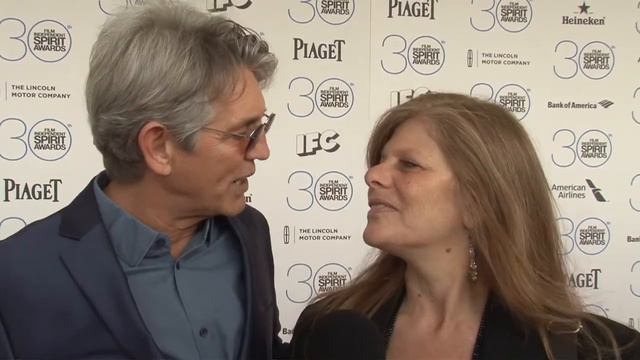 Independent Spirit Awards: Eric Roberts Exclusive Carpet Interview 2015 | ScreenSlam смотреть онлайн