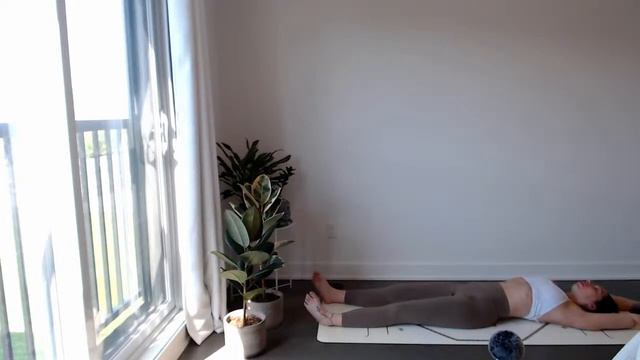 LIVE Yoga Class - 20 Minute Morning Yoga Full Body Stretch & Flow смотреть онлайн
