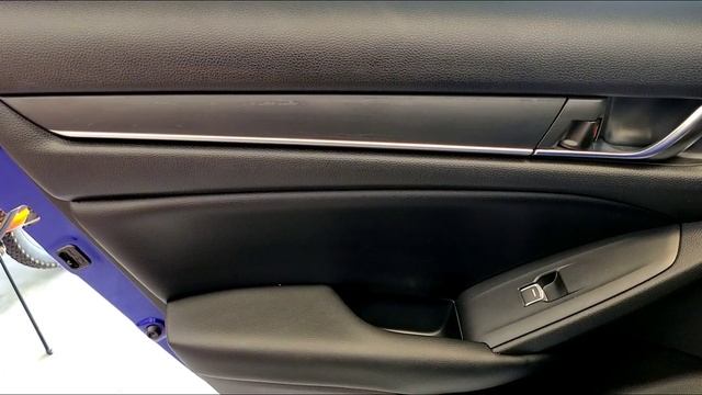 Dash and Door REAL Carbon Fiber Trims by X-Gen Auto for Honda Accord 2018-2021 смотреть онлайн