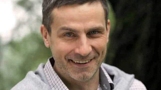 ЛЮБОВЬ ВСЕЙ ЖИЗНИ! Как выглядят жена и дети известного актера Ильи Шакунова? смотреть онлайн