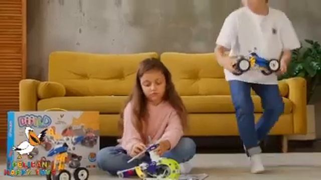 В ролике снялся Арсений для бренда детского гибкого конструктора Pelican Hyappy Toys. смотреть онлайн