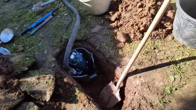МАЛО ВОДЫ В КОЛОДЦЕ - ОПТИМАЛЬНОЕ РЕШЕНИЕ ПРОБЛЕМЫ. АБИССИНСКАЯ СКВАЖИНА 11.6М, ДЕБИТ 1.3М3/Ч смотреть онлайн