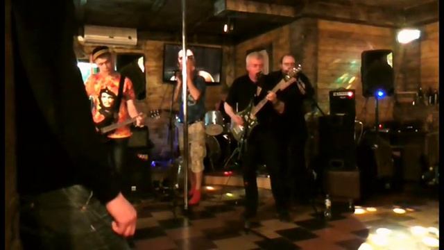 Ансамбль демонического позитива "Кашпер и его Друзья" г. Смоленск, клуб "Барбадос" 17.06.2017 смотреть онлайн