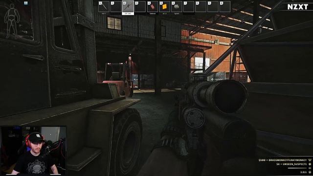 MY GIRLFRIEND TEACHES ME ESCAPE FROM TARKOV! смотреть онлайн