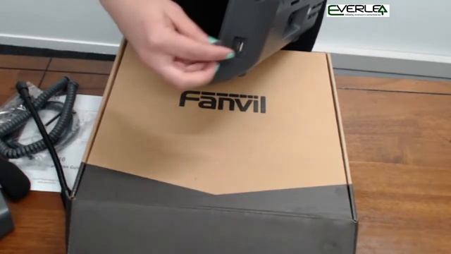 Unboxing The Fanvil X210i