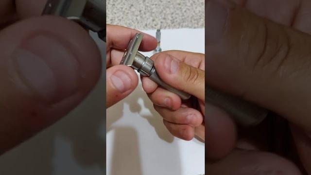 Разборка/сборка Pearl Flexi Adjustable Razor смотреть онлайн