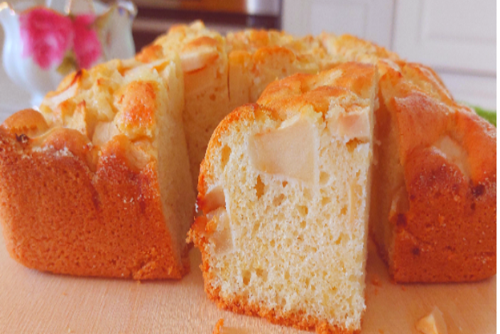 Яблочный пирог. Шарлотка с яблоками. Выпечка к чаю. Как приготовить пирог. смотреть онлайн