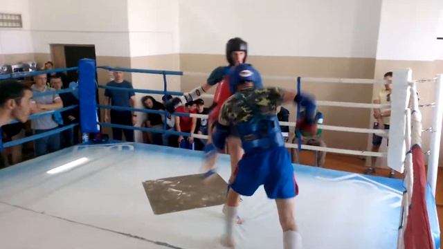 Спарринг , победа Дмитрия Лобосова на открытом кубке СК Патриот по тайландскому боксу . 4 06 2017 смотреть онлайн