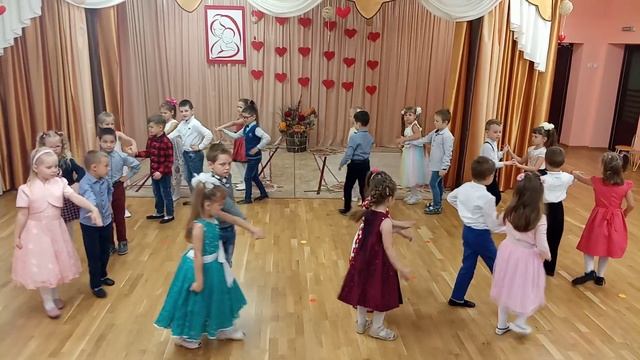 Танец "Дочки и сыночки" смотреть онлайн
