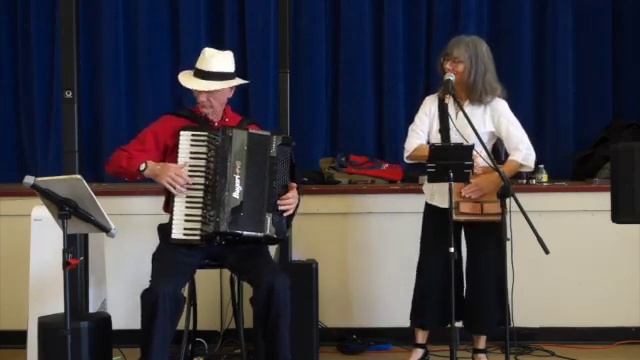 Bonhomie - Richard Noel and Janice Hubbard "Clarinet Polka" смотреть онлайн