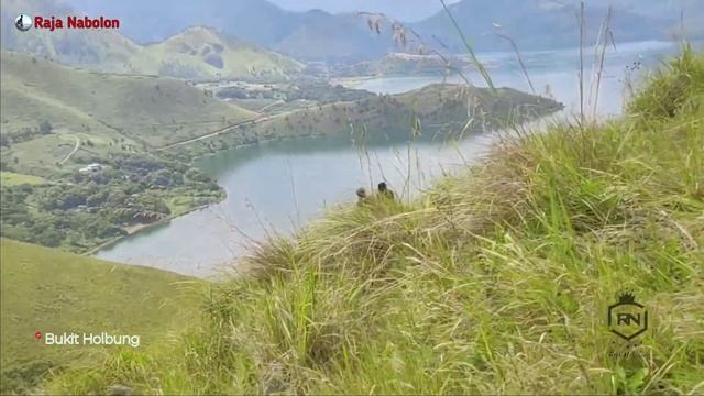 Bukit Teletubbies versi Sumatera Utara II Raja Nabolon смотреть онлайн
