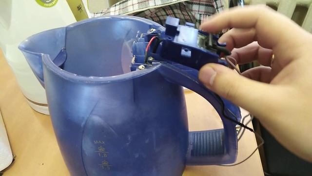 Чайник не выключается? Что делать? смотреть онлайн