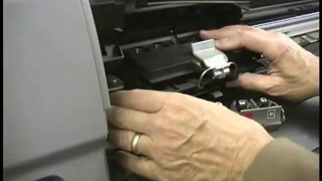 HP Designjet 5000, 5500 Ink Tube Replacement смотреть онлайн