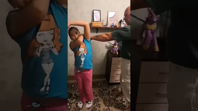 Самооборона для девочек вместе с Настей смотреть онлайн