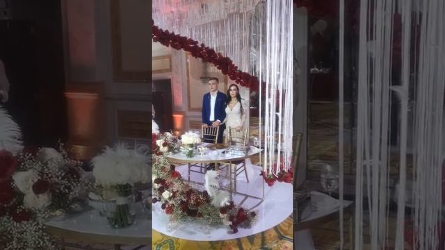 Бабушка поздравляет молодоженов смотреть онлайн