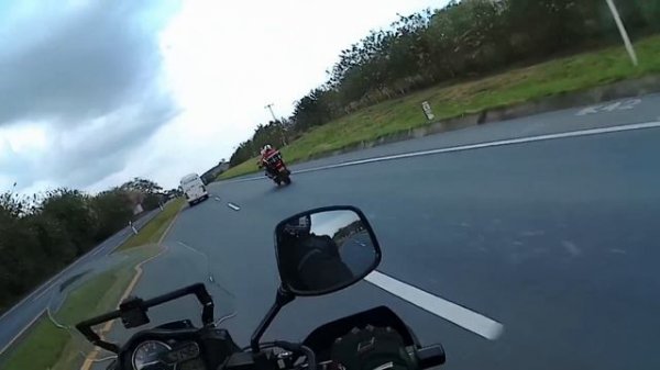 Vstrom 1000 vs Versys 1000