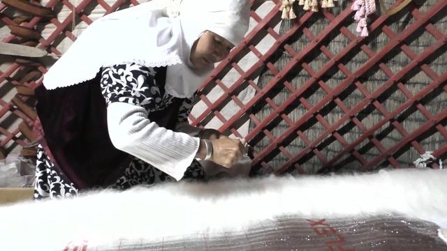 Ата анаға жақсылық жасай алмай қалсаң кеш емес ата жолымен толықтыр Ботадан смотреть онлайн