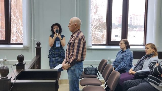 Почему возбудился суд и кто нарушил права Кузнецова В.Н., секретарь или председатель конференции? смотреть онлайн