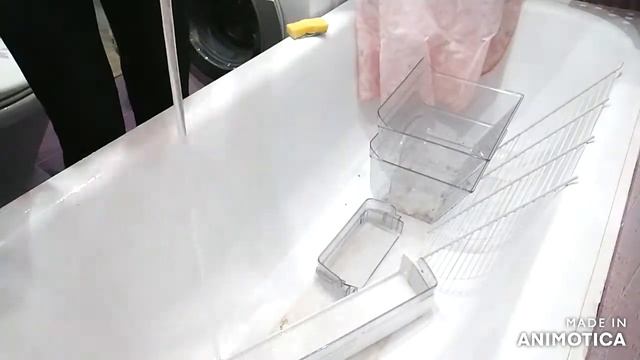 |ЧИСТИМ ДИВАН| |РАЗМОРОЗКА ХОЛОДИЛЬНИКА| |ГОТОВИМ УЖИН| смотреть онлайн