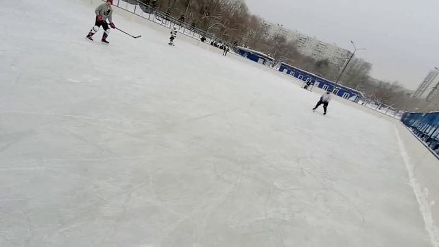Дворовый хоккей от первого лица смотреть онлайн