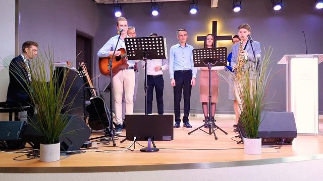 ПЕСНЯ: ТАК ГРУСТО СМОТРЕТЬ НАМ НА ТЕХ – КТО ОТ БОЛИ СТРАДАЕТ || ПЕСНЯ || МУЗЫКА || 2022 смотреть онлайн