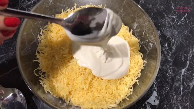 Салат Мужские Слёзы, в виде куска СЫРА смотреть онлайн