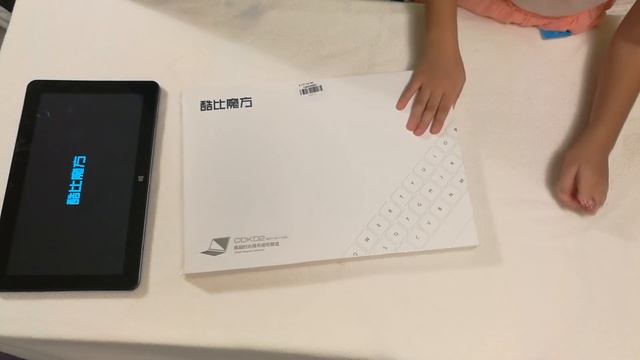 Unbox: Cube iWork 11 2-in-1 Windows and Android Tablet смотреть онлайн