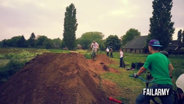 Подборка падений и неудач смотреть онлайн