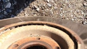 Форд фокус3: снятие и чистка передних тормозных дисков; снятие тормозных колодок. Как снять стойку