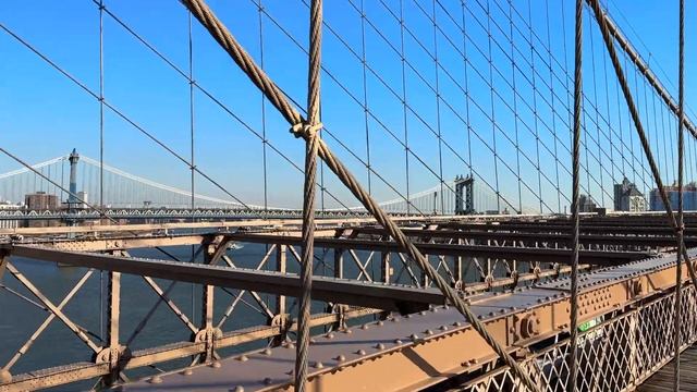 【4K】WALK Brooklyn Bridge Manhattan to Dumbo New York City NYC смотреть онлайн
