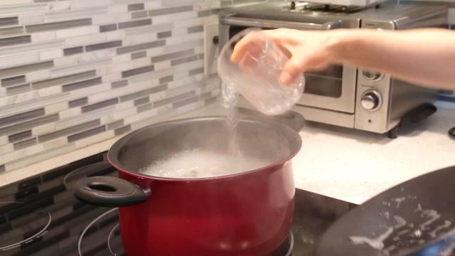 Korean Spicy Kimchi Noodle ( 김치 비빔 국수 )