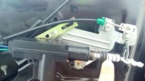 Замена активатора задней двери Ford Fusion