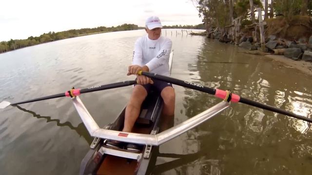 Check rigging on the water in sculling shell - Step 2 смотреть онлайн