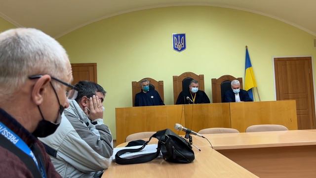 По дороге в суд отбили таксиста от штрафа! смотреть онлайн