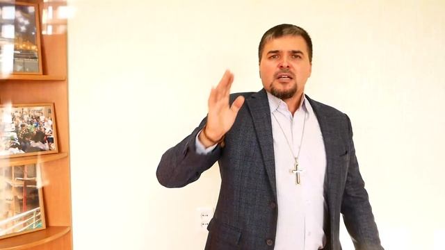 Молитва с помазанной водой от пророка! смотреть онлайн